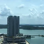 Teega Residence 3Br Family-Friendly Puteri Harbour